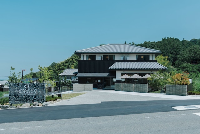 BRANCHERA ISHIBUTAI TERRACE