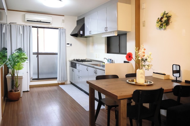 Mori House Tmade Naka