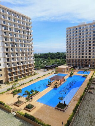 Studio w Pool, Mountain & City View Mactan Airport