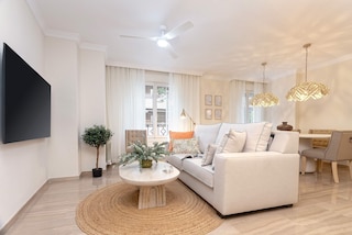 ブライト 3 ベッドルーム アパートメント イン グラナダ レコギダス III