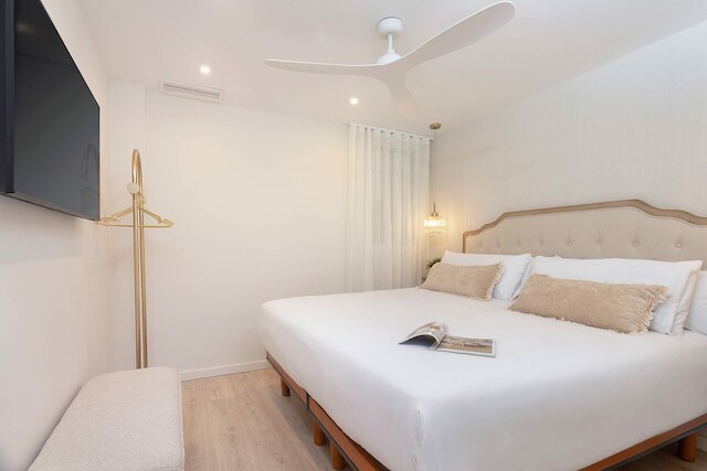 ブライト 3 ベッドルーム アパートメント イン グラナダ レコギダス III