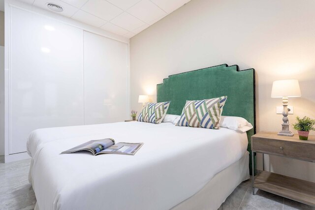 エレガントステイ プラサ デ ラス テンディージャス II