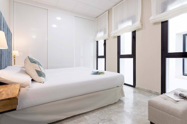 エレガントステイ プラサ デ ラス テンディージャス II