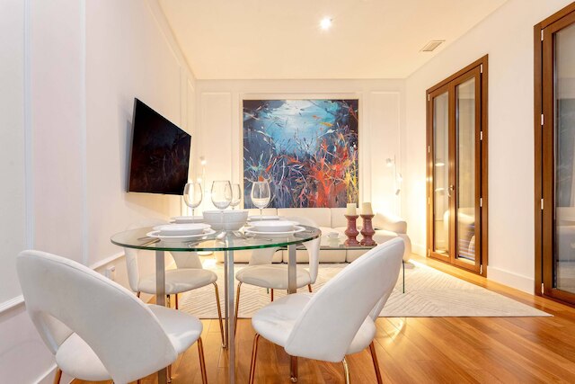 モダンアパートメント イン セビリア コラル デル レイ II