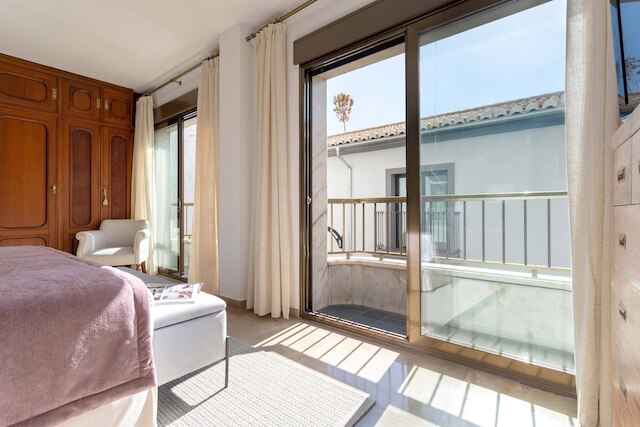 Luxury Apartment in City Center. Puerta Real II