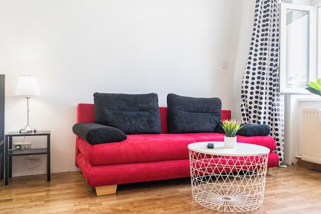 Lovely 2BR Apt Near Downtown