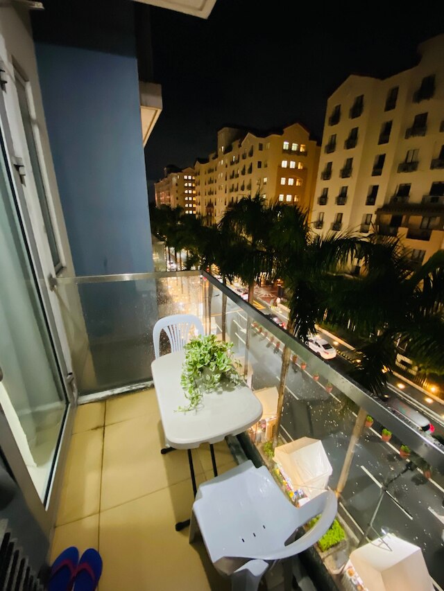 One Palm Tree Villas