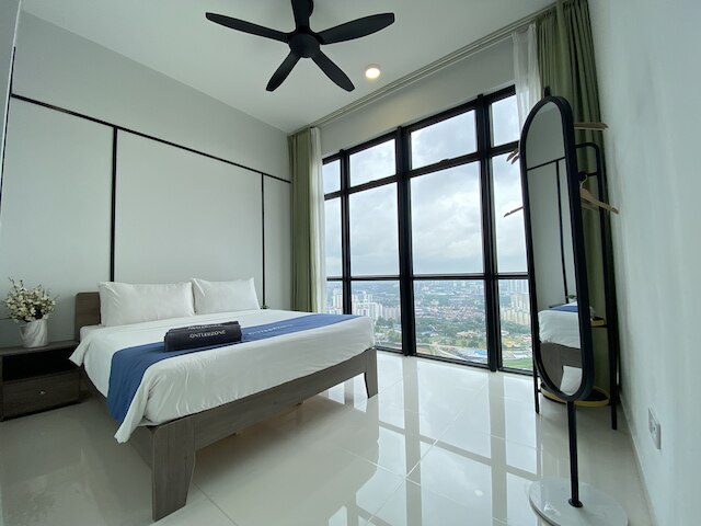 スペース レジデンシー By アントラーゾーン