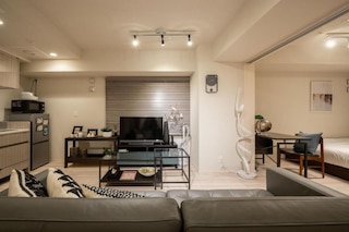 モンドミオ札幌近代美術館　207