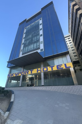 Skyport Hotel