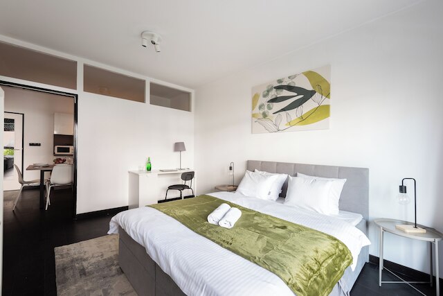 3 ベッドルーム アパートメント ニア センター