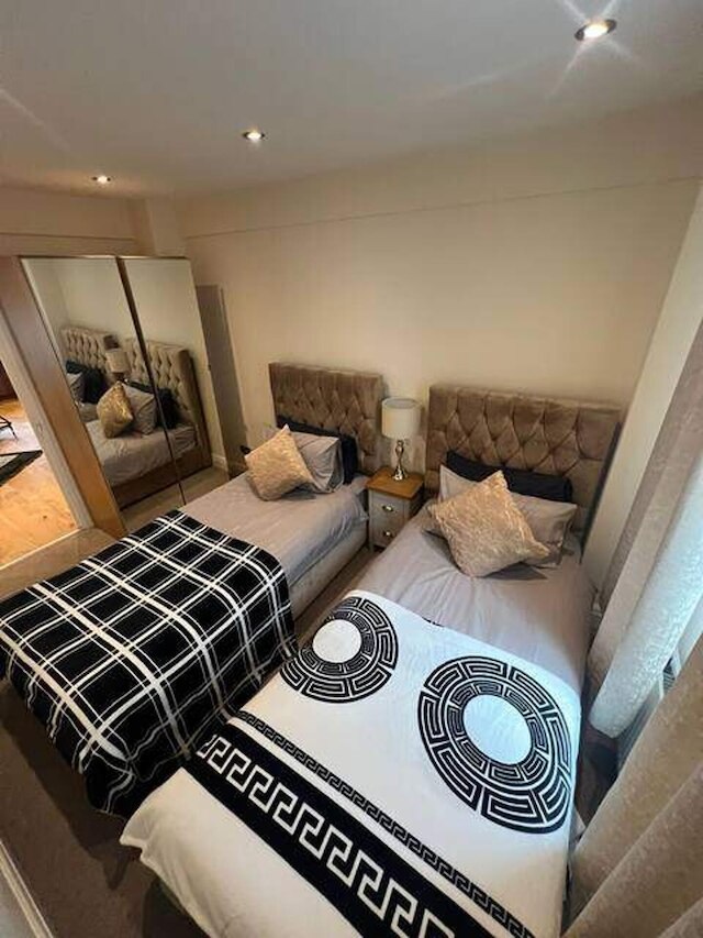 3ベッド セントラル アパートメント - スリープス 8 & フリー パーキング