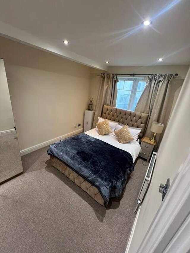 3ベッド セントラル アパートメント - スリープス 8 & フリー パーキング