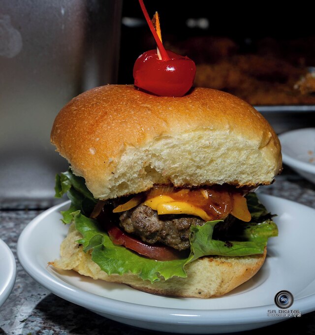 クラウン ホテル ガイアナ INC