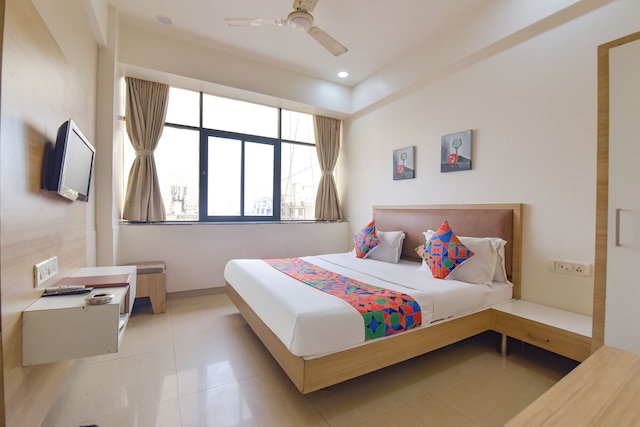 Fabhotel Soham Palace