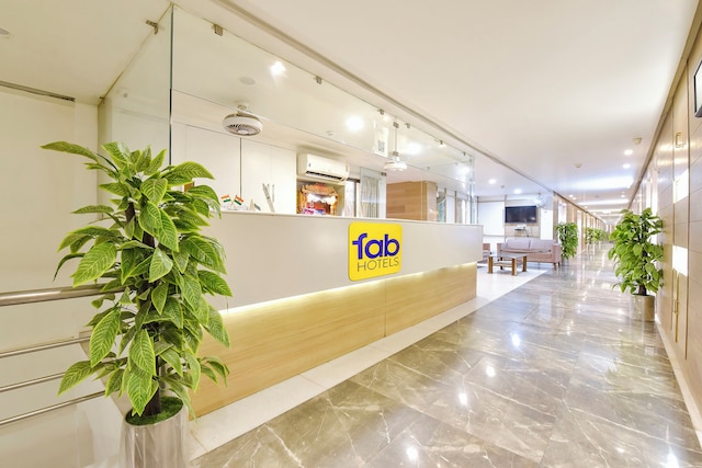 Fabhotel Soham Palace