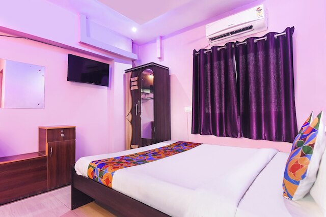 Fabhotel The Infinity