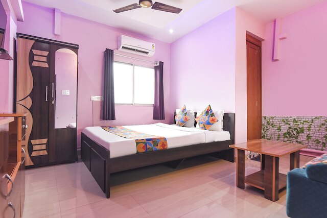 Fabhotel The Infinity