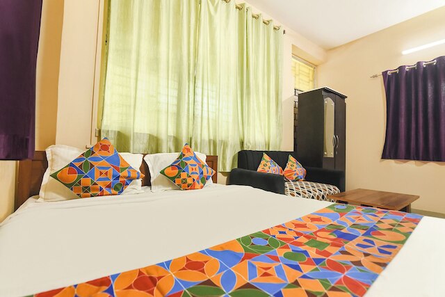 Fabhotel The Infinity