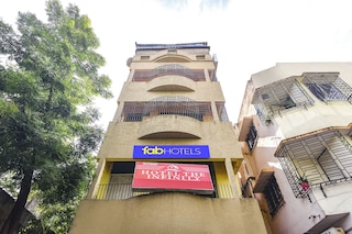 Fabhotel The Infinity