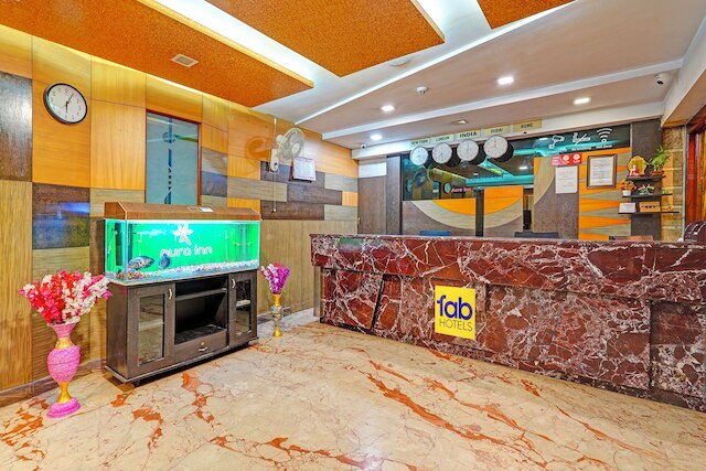 ファブホテル オーラ イン