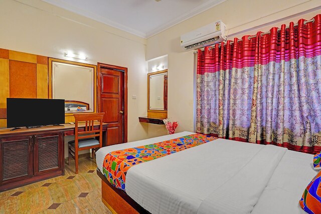 ファブホテル オーラ イン