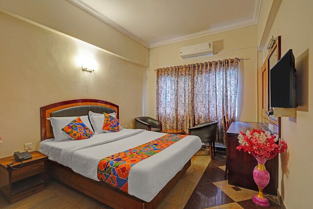 ファブホテル オーラ イン