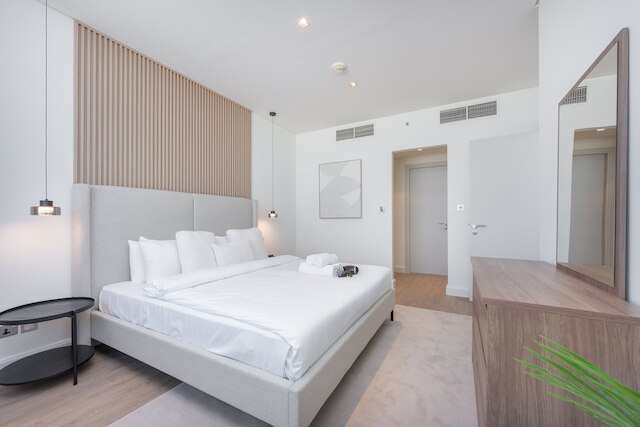 Sky Garden s Magnificent 1 Bedroom Apartment Perfect for 4