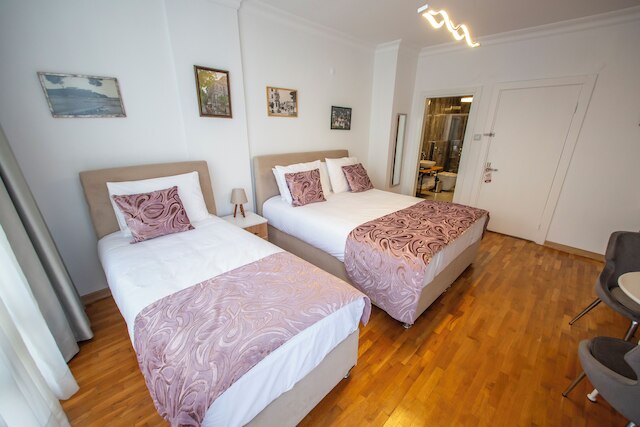 poseidon kınalıada pansiyon