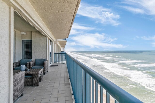 Dimucci Towers Ten 1604