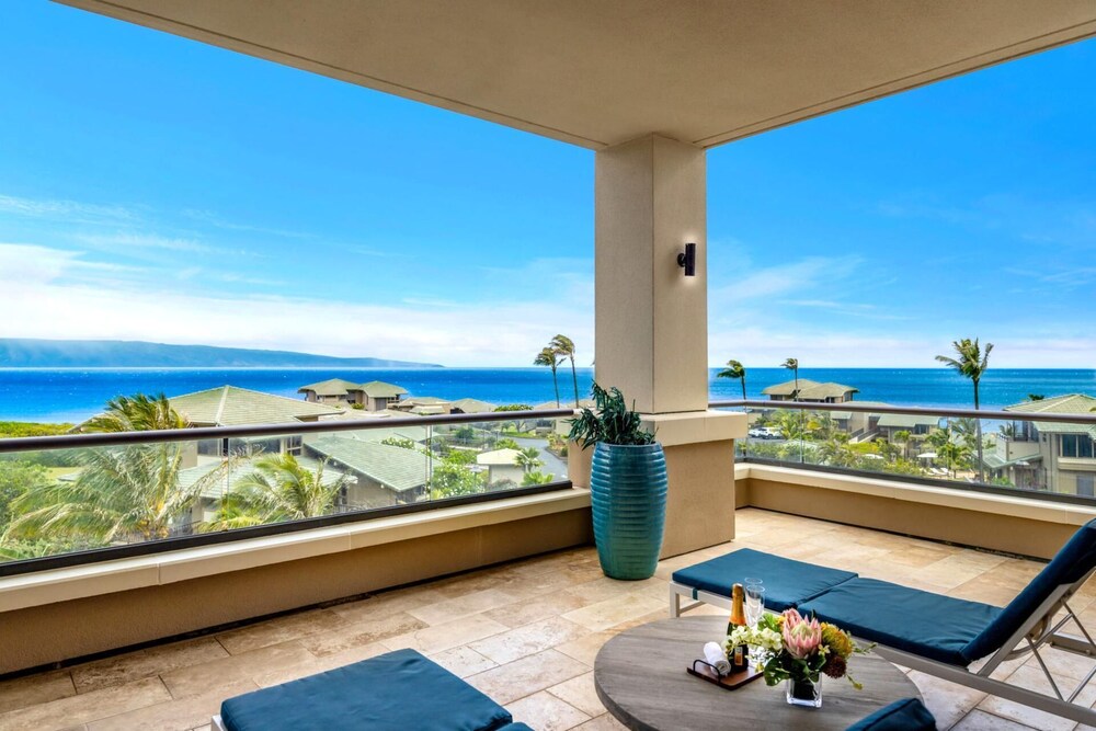 NEW KBM Resorts Free CAR Hale Nalu At Montage Kapalua Bay, Sleeps 10! Oceanfront 3-bedroom Condo With Daily Housekeeping, Spa! Mon-6302