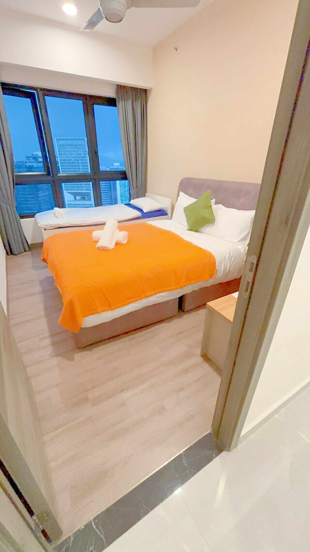 ゴールデン ニュー ネスト イン アジャイル TRX ラグジュアリー コンド イン ブキット ビンタン