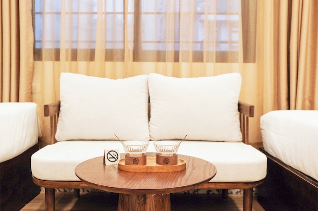 Maison Maravelle Hotel