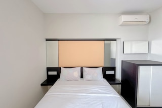 Best Deal 2Br At Dian Regency Apartment