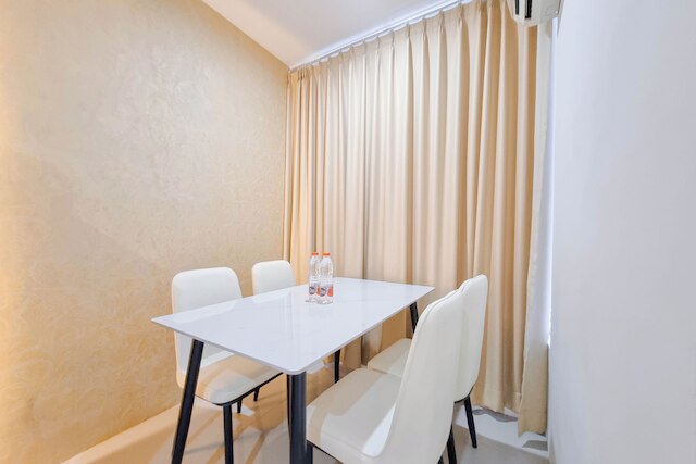 スペーシャス 2ベッドルーム アット グリーン パーク ヨギャカルタ アパートメント