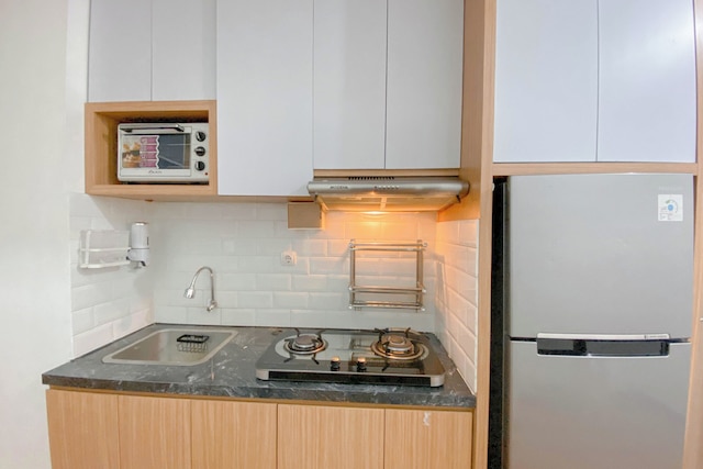 モダン 2ベッドルーム アパートメント アット コルドバ エデュパートメント スマラン