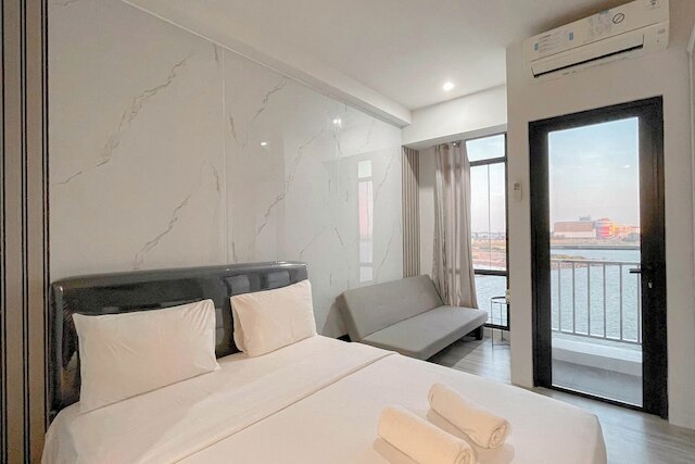 モダン スカンジナビアン スタジオ アット デルフト チプトラ マカッサル アパートメント