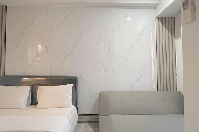 モダン スカンジナビアン スタジオ アット デルフト チプトラ マカッサル アパートメント