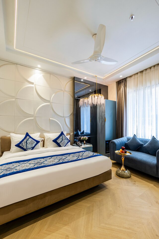 ザ ベラ エクスプレス