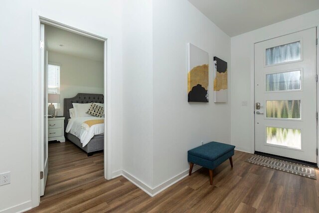 Central Location Master Bedroom w Shared Bathroom