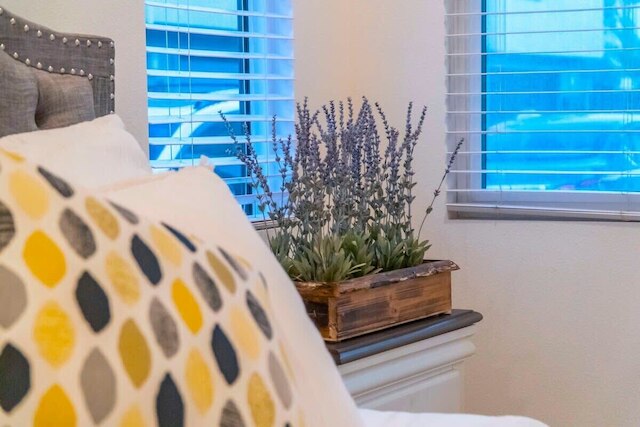 Central Location Cozy Private Bedroom w Bathroom