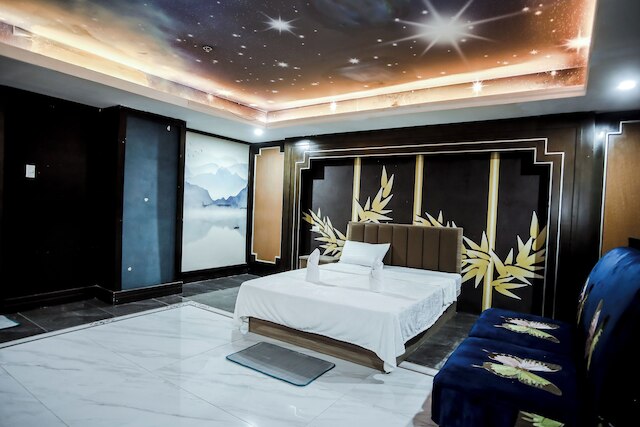 Underskies Spa and Hotel