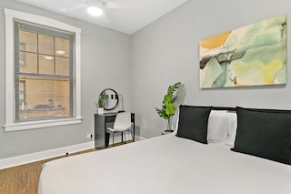 Lovely 1BR Apt - Belmont B3