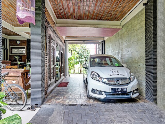 Huiz de RiCo guesthouse syariah