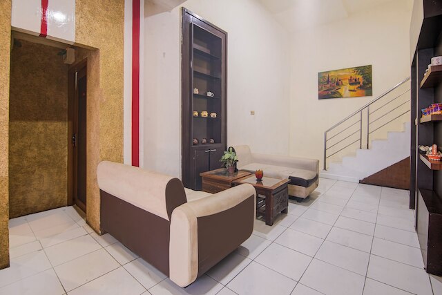 ホテル O マカッサル ニア RS グレステリナ フォーマリー ウィスマ マカッサル