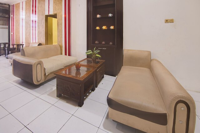 ホテル O マカッサル ニア RS グレステリナ フォーマリー ウィスマ マカッサル