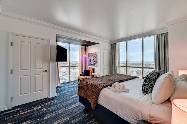 Suite Hub LV at Signature Sphere View