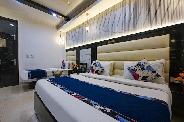 ホテル ババ デラックス By RCG ホテルズ