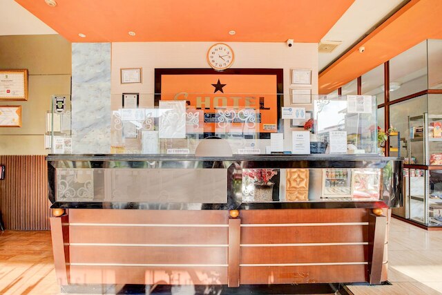 ダンセンター S ホテル