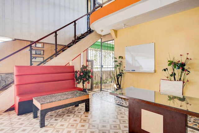 ダンセンター S ホテル